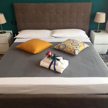 La Suite Rooms & Apartments Bologna Bagian luar foto