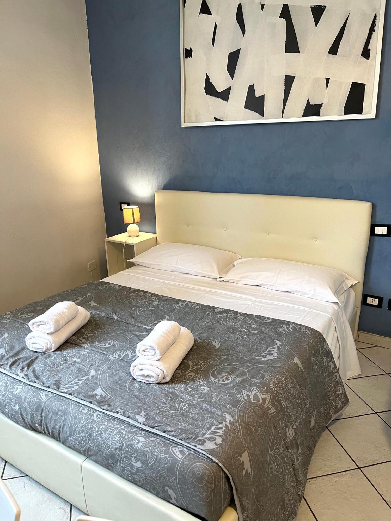 La Suite Rooms & Apartments Bologna Bagian luar foto