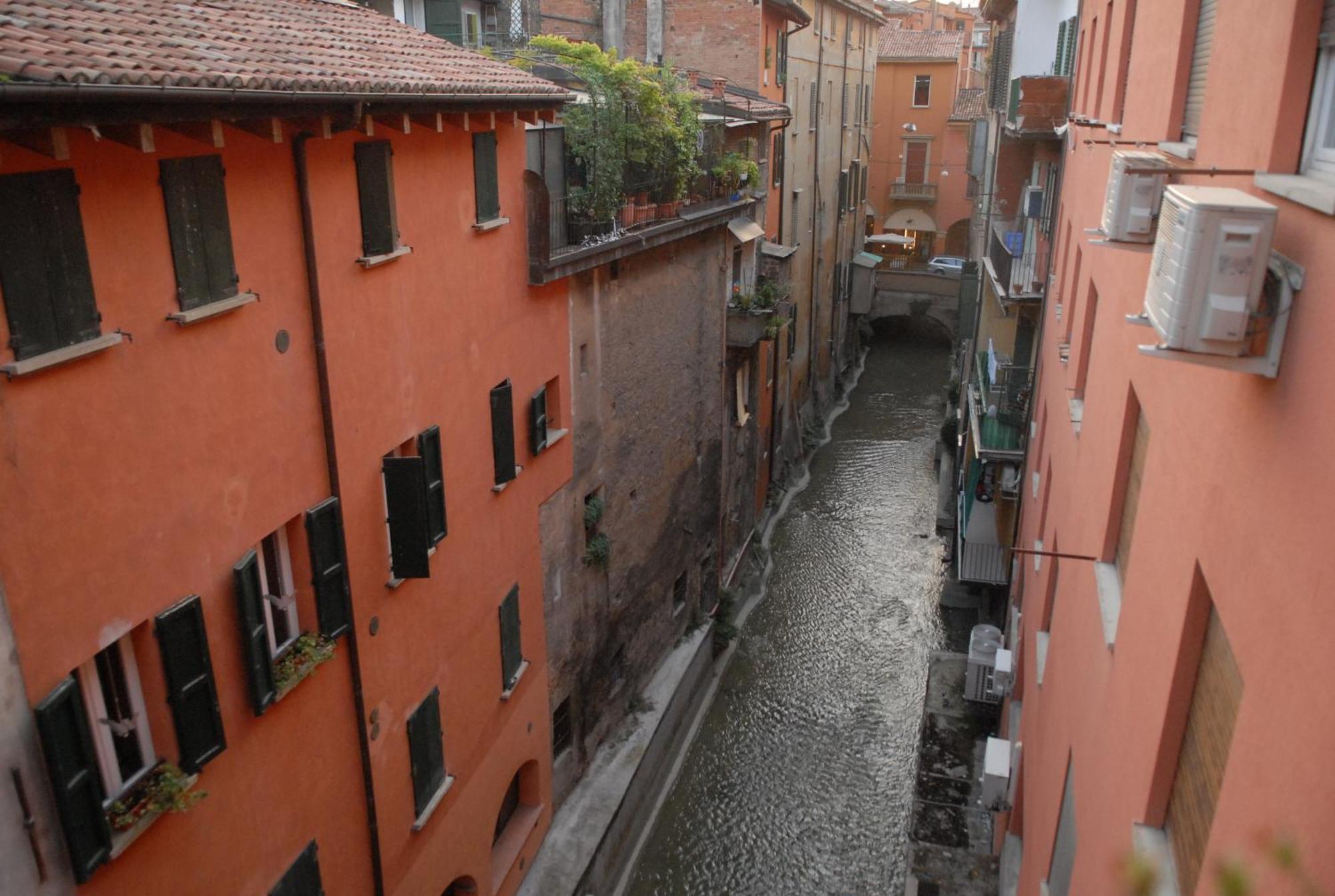 La Suite Rooms & Apartments Bologna Bagian luar foto