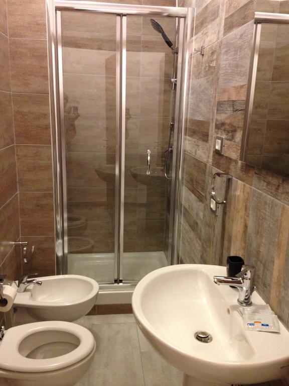 La Suite Rooms & Apartments Bologna Bagian luar foto