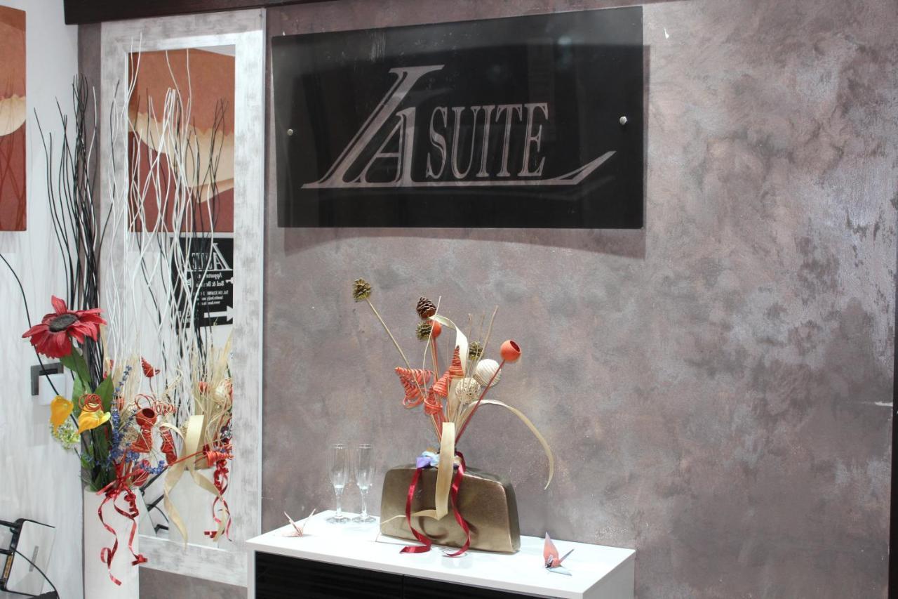 La Suite Rooms & Apartments Bologna Bagian luar foto